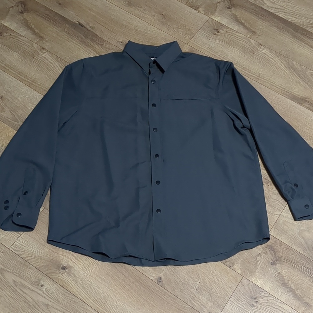 Solaris Tech Mens Shirt Long Sleeve Button Up Grey Sz XL NWT